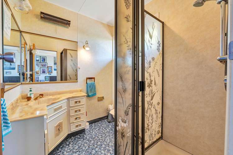 8 Kennedy Place Merrilands_13