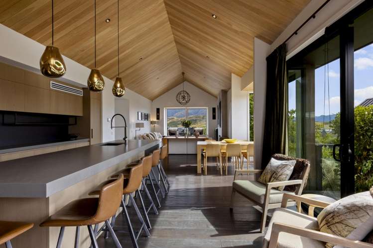 31 Falconer Rise Jacks Point_8