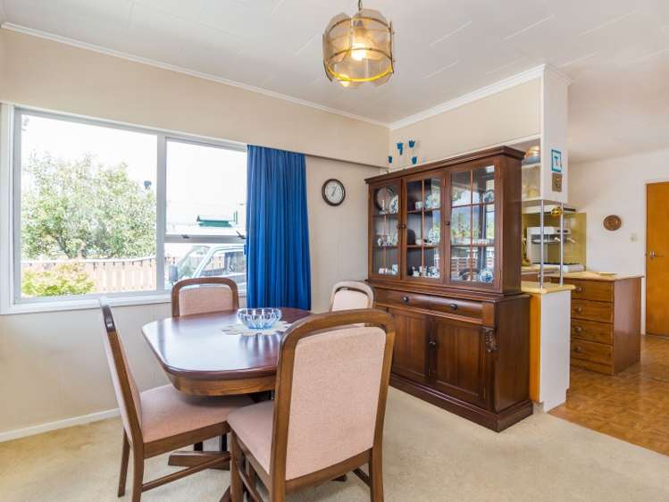 11 Shanly Street Brown Owl_6