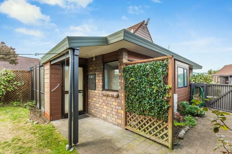 28/18 King Street Petone_18