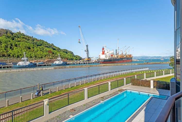 211/2 Reads Quay Gisborne_14