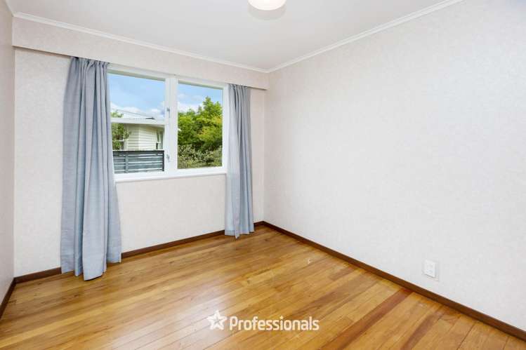 16 Ruru Crescent Heretaunga_10