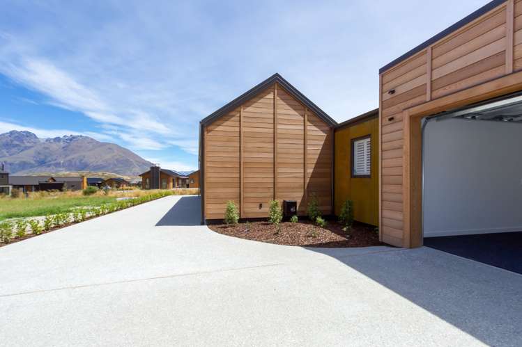 4 Hovingham Court Jacks Point_5