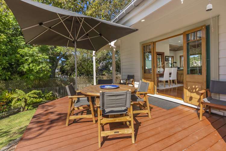 5 Mozeley Avenue Devonport_6