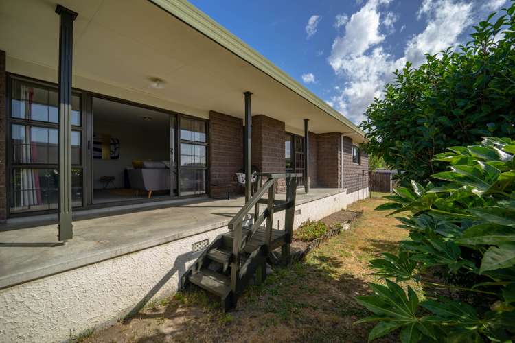 39 Farnham Drive Richmond_15