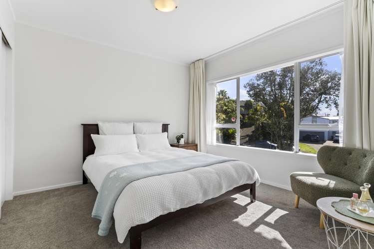 25 Coromandel Crescent Mairangi Bay_18