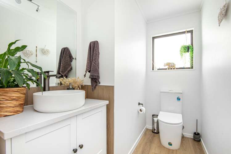 50 Molyneux Close Whitby_21