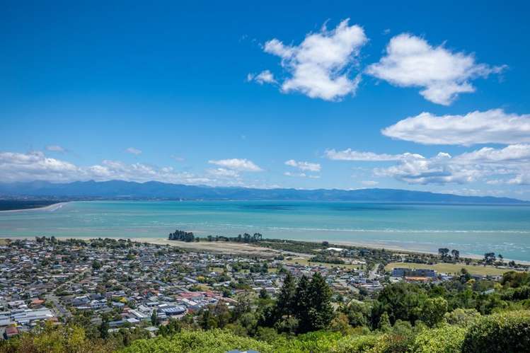 350 Princes Drive Britannia Heights_25