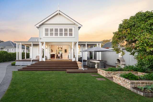 Time is Ticking – One of Thames' Finest Villas