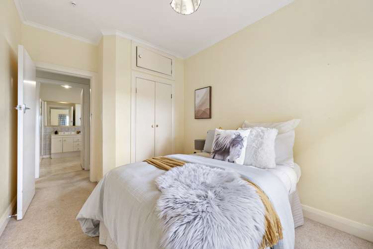 10 Streatlam Crescent Strathmore Park_9