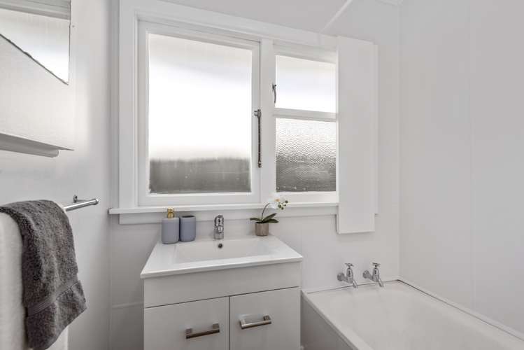 46 Charles Street Waltham_9