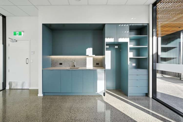 51 Waterloo Road Hornby_15