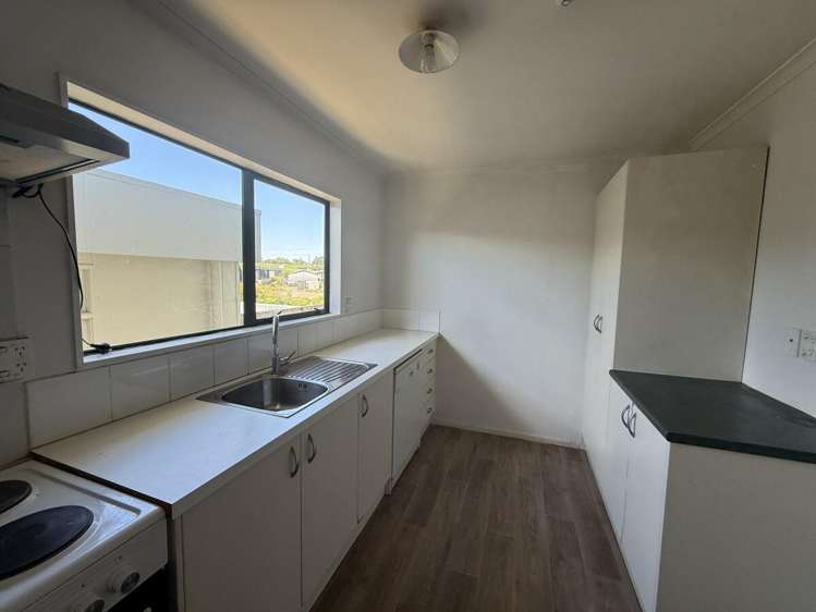 80 Main road Kumeu_4