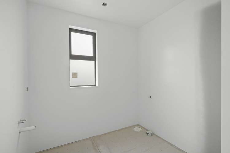 1-4/39 Antigua Street Addington_13