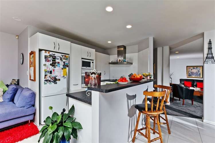 3/252 East Coast Road Forrest Hill_6