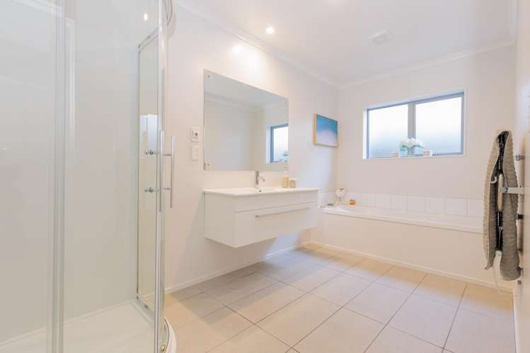 9 Foxham Terrace Churton Park_12