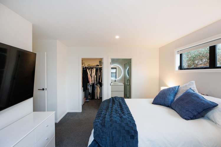 8A Glasgow Street Takaro_13