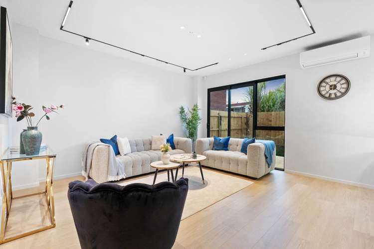 4A Fratley Avenue Farm Cove_16