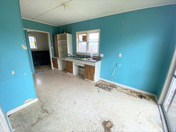 32 Clyde Street Tokoroa_15