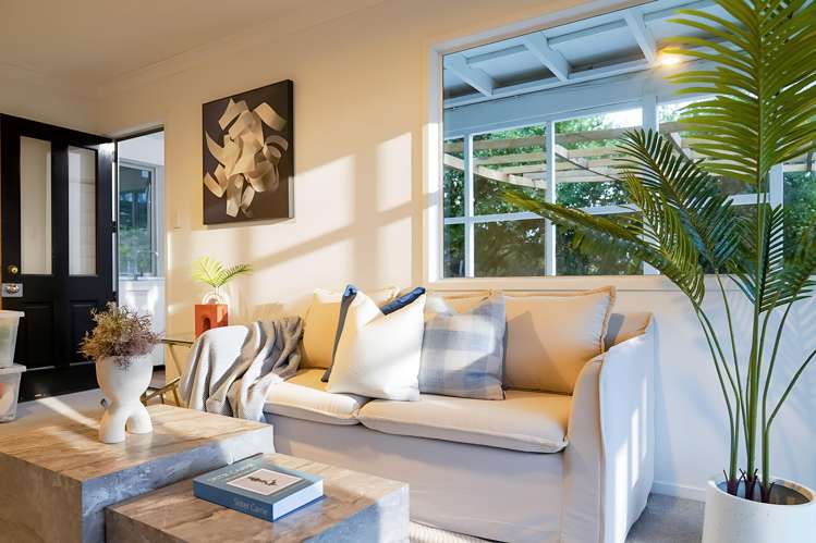 281 Sturges Road Henderson_19