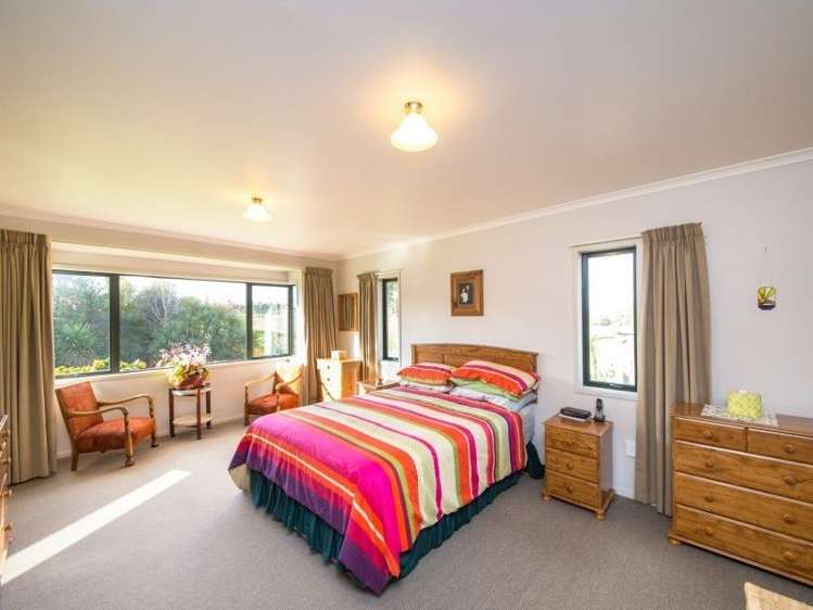 562 Lees Road Feilding_3