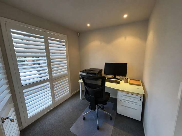 240 Devonport Road 11234_12