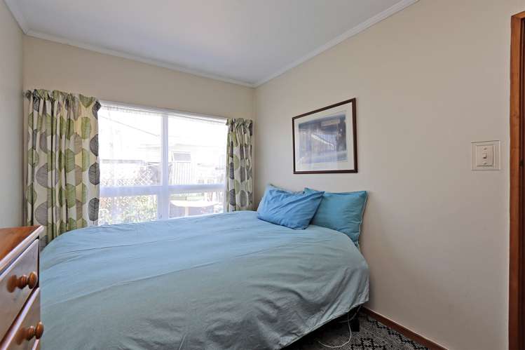 2/381 Kennedy Road Pirimai_5