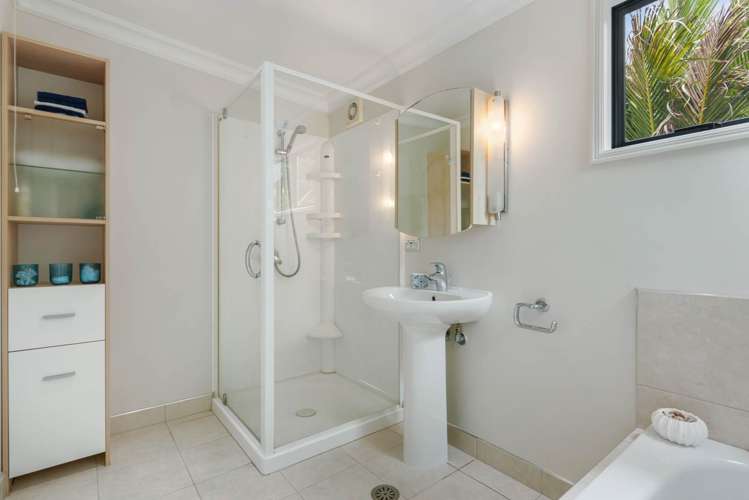 117a Macleans Road Bucklands Beach_21