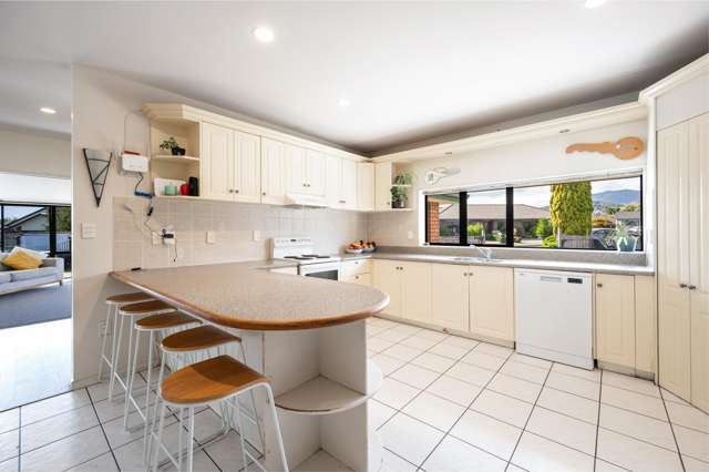 3 Coleridge Place Stoke_3