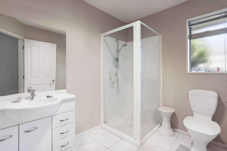 14 Len Hale Place Parklands_11