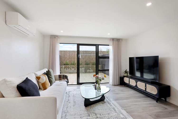 37 Ara Mara Hua Henderson_6