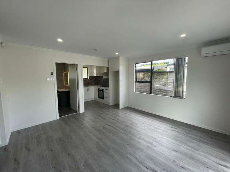 3/35A Somerset Road 10044_4