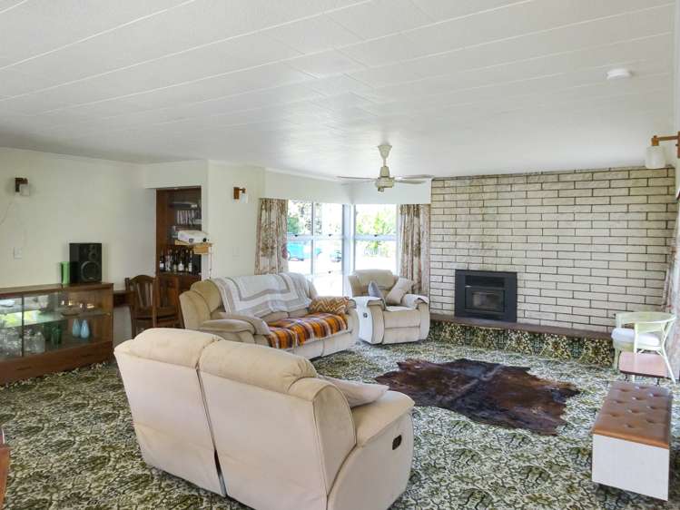 7 Hennessy Street West Foxton Beach_5