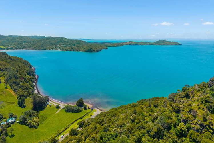 61 Whatipu Road Huia_7