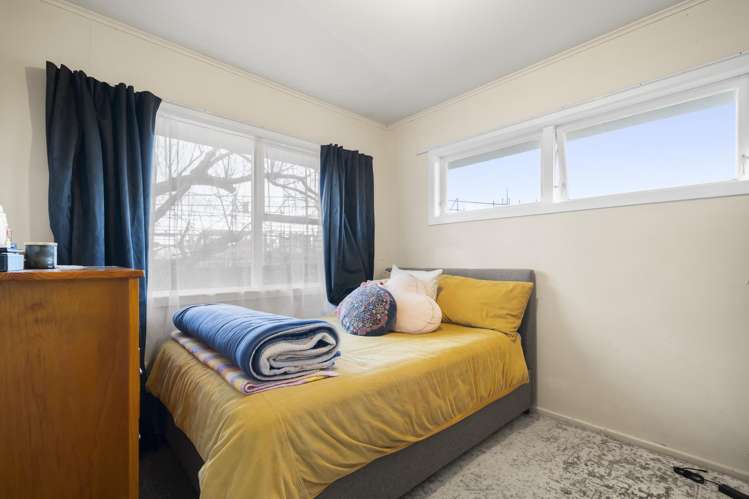 65 Ashton Avenue Otara_12