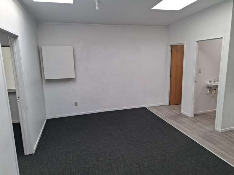D/29 Cartwright Road Kelston_7
