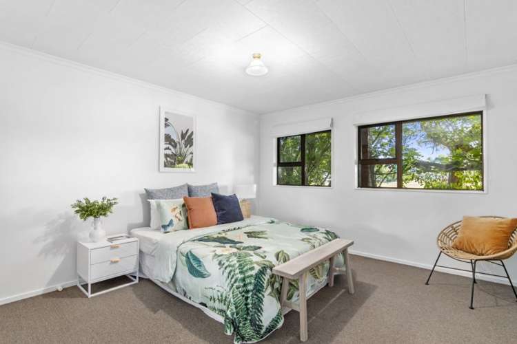 2/62a Tipahi Street Nelson South_9