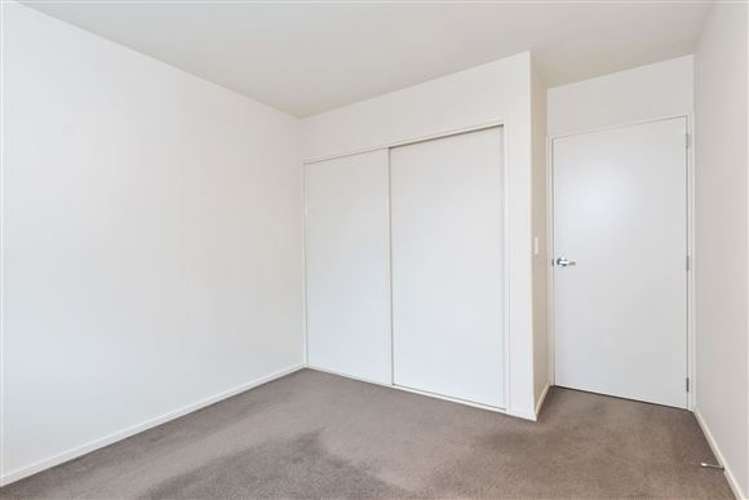 3 Clinton Lane Woolston_7