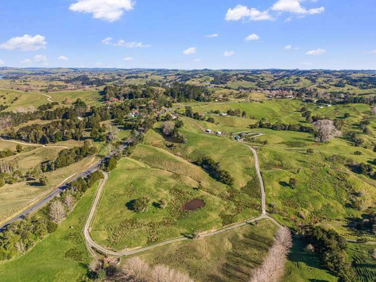 1820 StateHighway 12 Paparoa_26