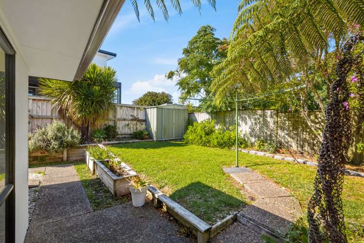 3 Parani Court Te Atatu Peninsula_16