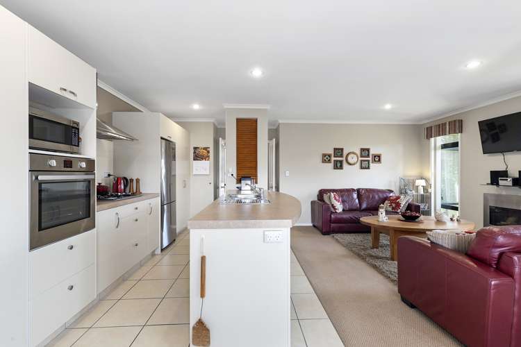 56 Winchester Place Rototuna North_5