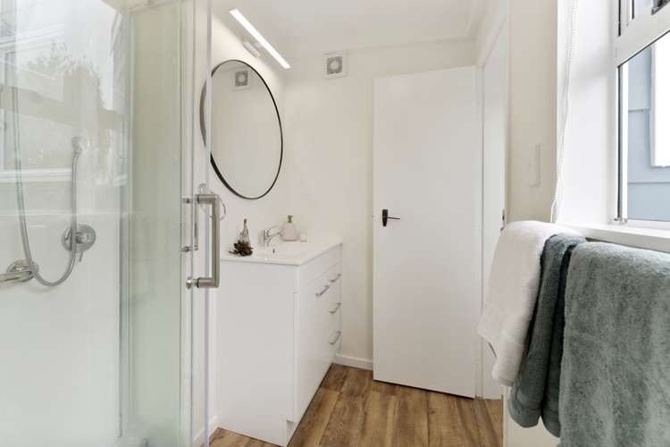 9 Old Coach Road Otaki Beach_21