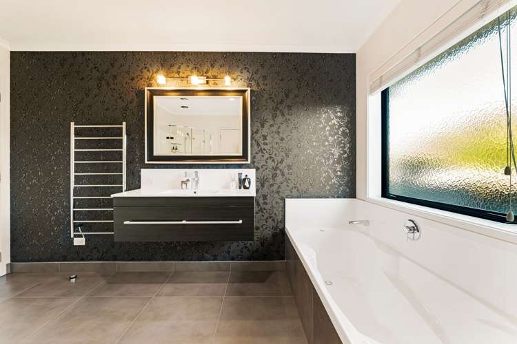 5 Spyglass Street Red Beach_25