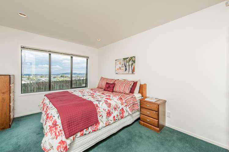 12 Kylie Court Clover Park_7