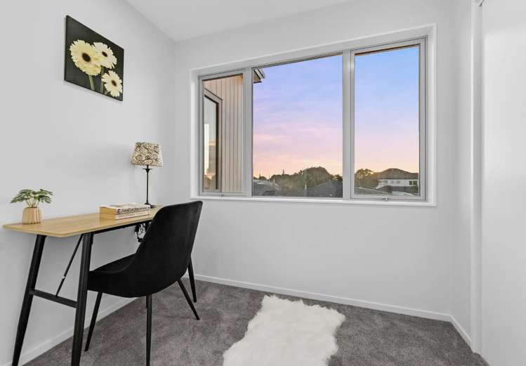 8 Reeves Avenue Papatoetoe_13