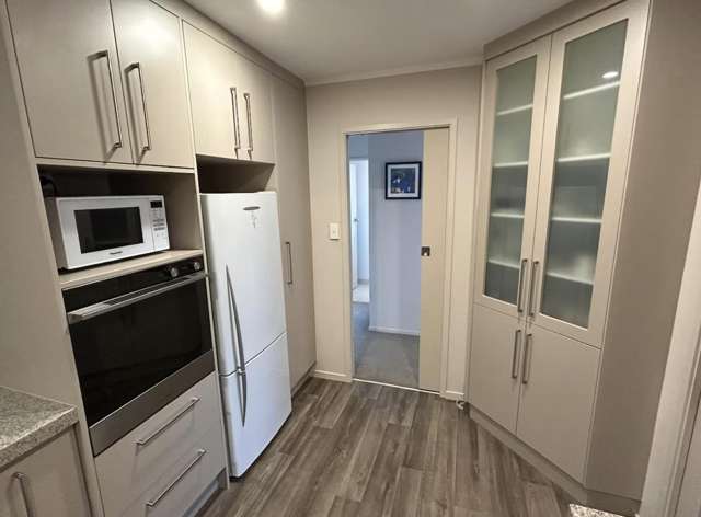 25 Galloway Crescent Farm Cove_3