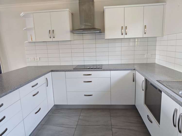 84/4 Greystone Place Omokoroa_5