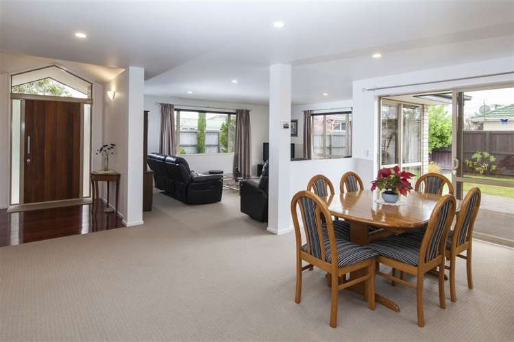 72a Dunedin Street Redwood_3