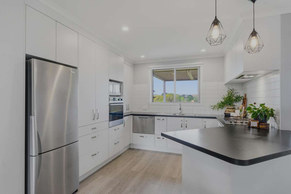 28/4 Greystone Place_4