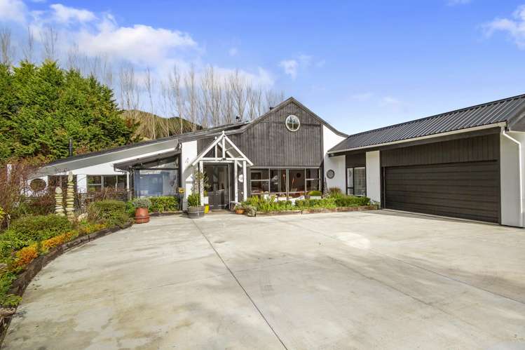 111A Johnsons Road Whitemans Valley_3
